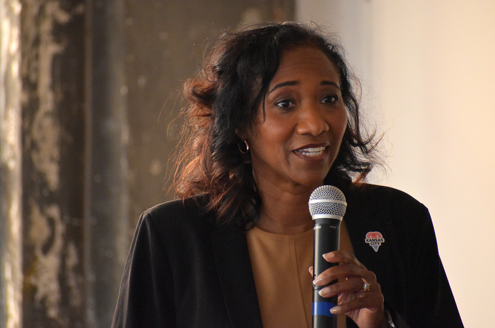 KCMO Councilwoman Ryana Parks-Shaw speaks to small business owners during a town hall event; photo by Taylor Wilmore, Startland News