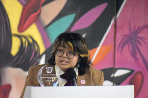 Viva La Chicana Al Lopez 01