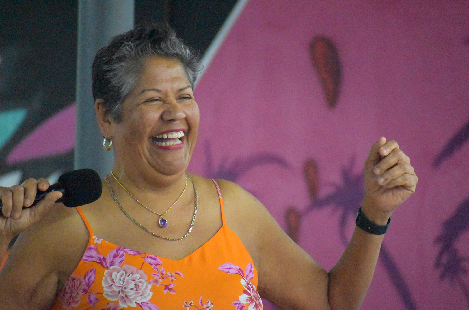 Viva La Chicana Sue Moreno 01