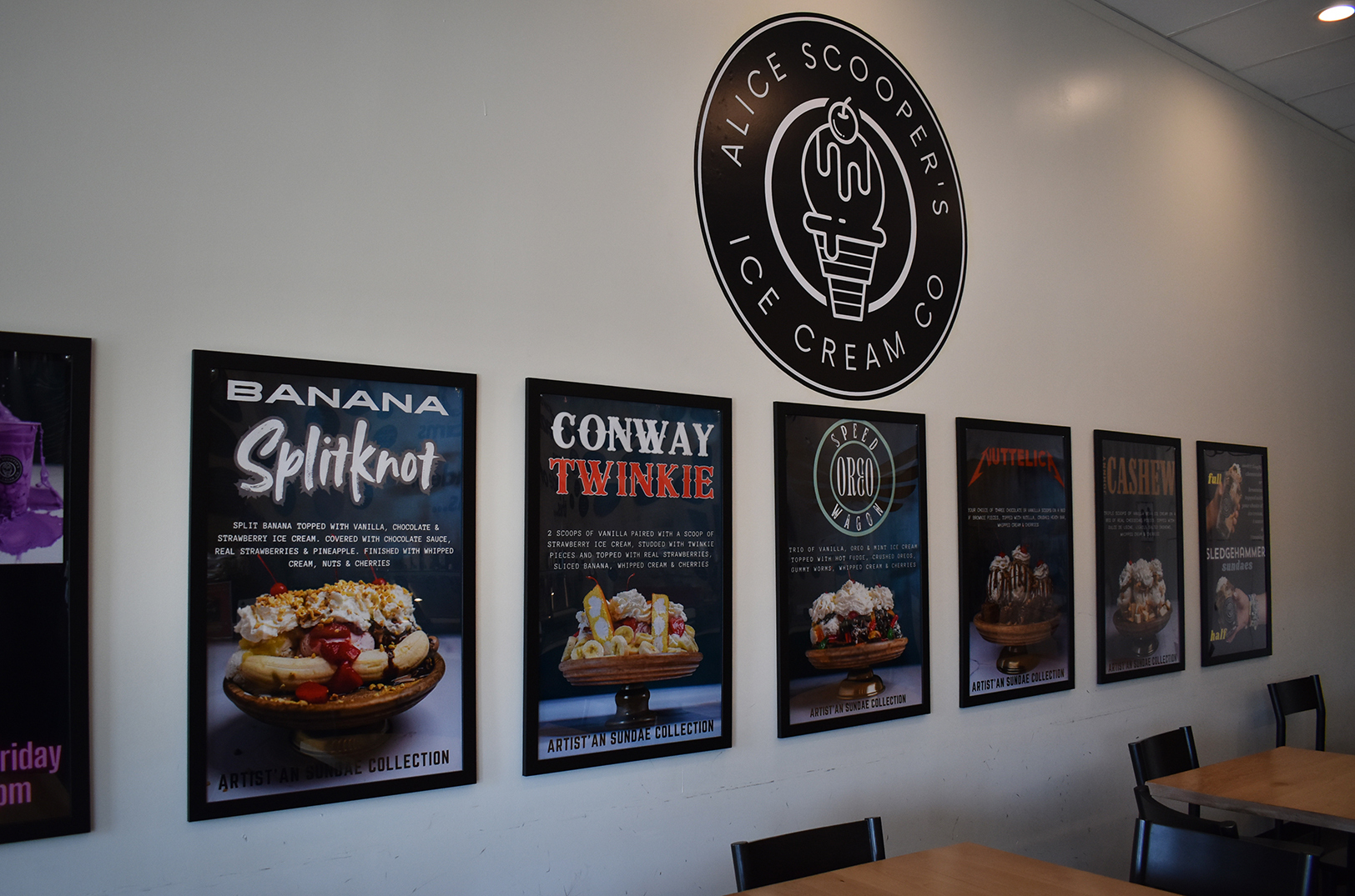 Alice Scooper's interior North Oak Trafficway 01