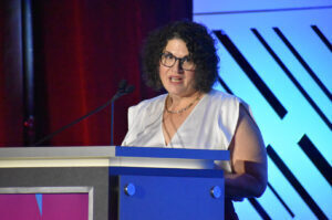 Vicky Kulikov KC Chamber Mr K 02