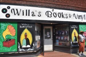 Willa’s Books and Vinyl 01