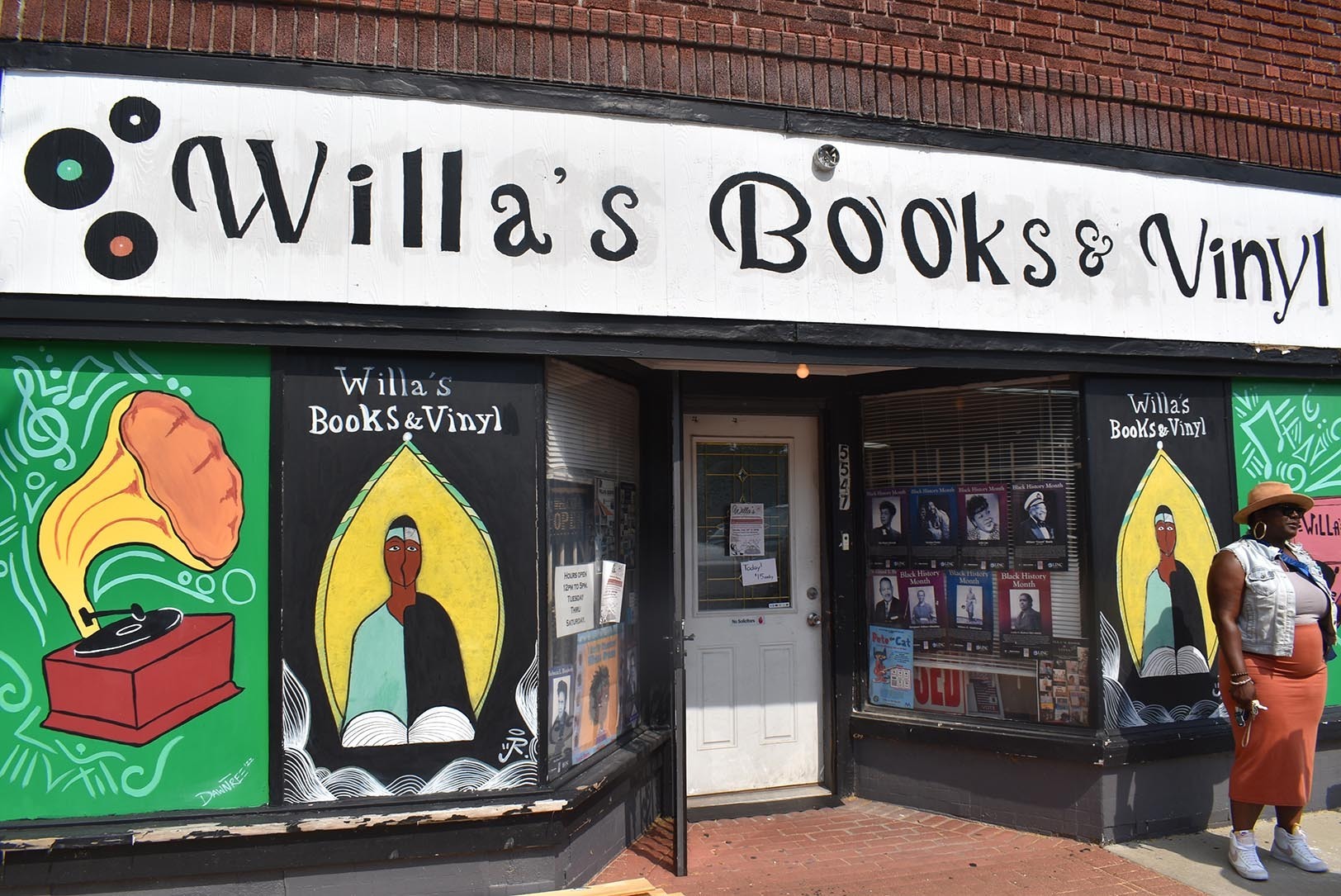 Willa’s Books and Vinyl 01