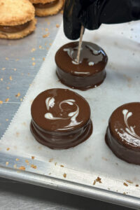 Pan Caliente Belgian chocolate alfajores white chocolate swirls