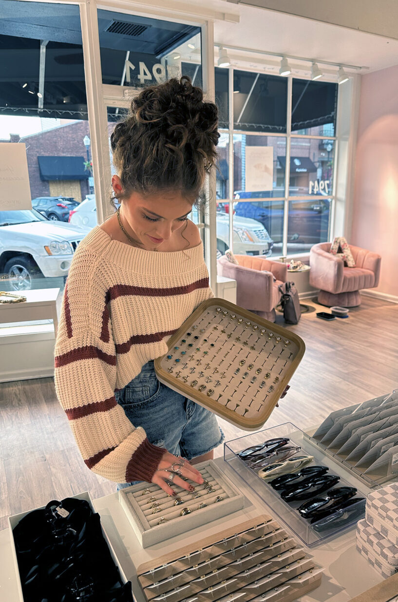 Annie Austen retail 09