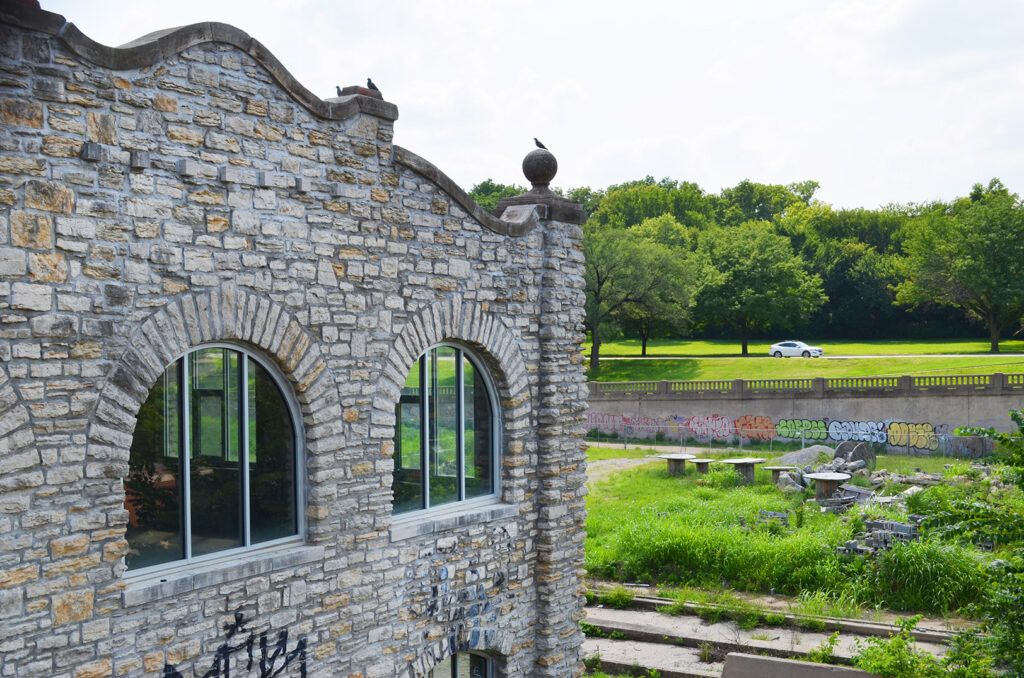 2000 Vine Street project