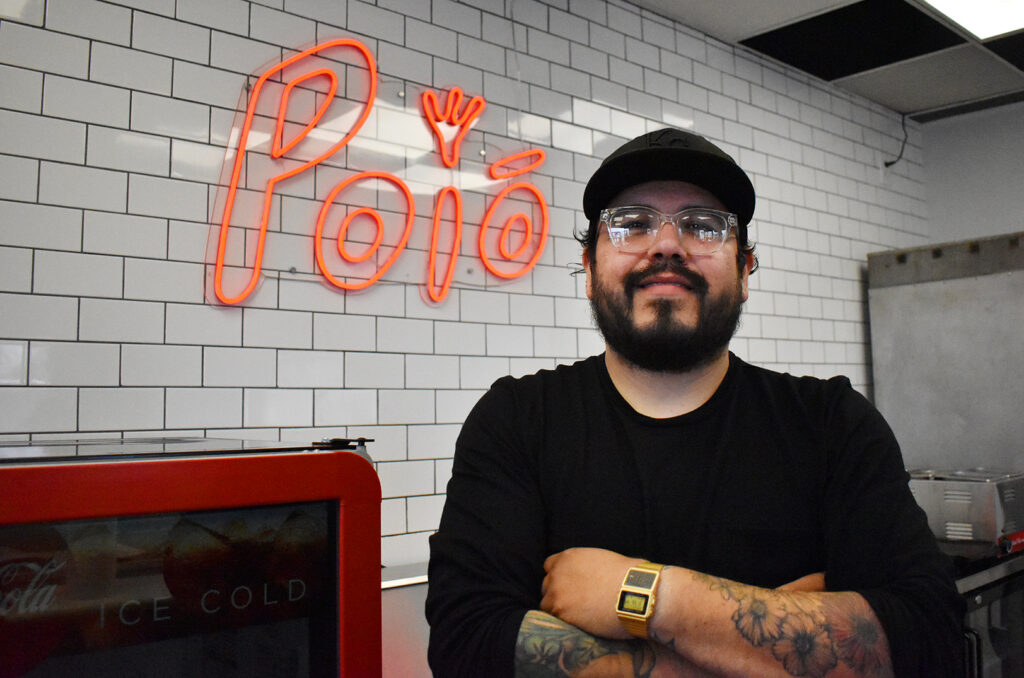 Carlos Mortera, Poio