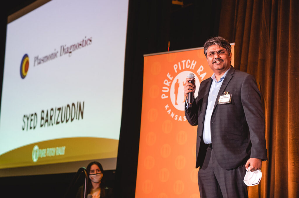 Syed Barizuddin, Plasmonic Diagnostics, Pure Pitch Rally 2020; photo by Mikaela Wendel Photography