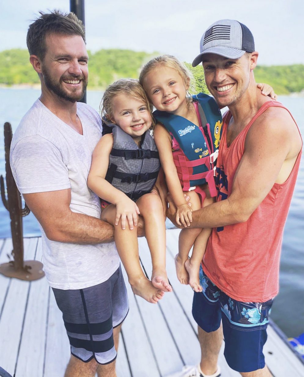 Tyler Hull and Brad Hull, Wag N Bag