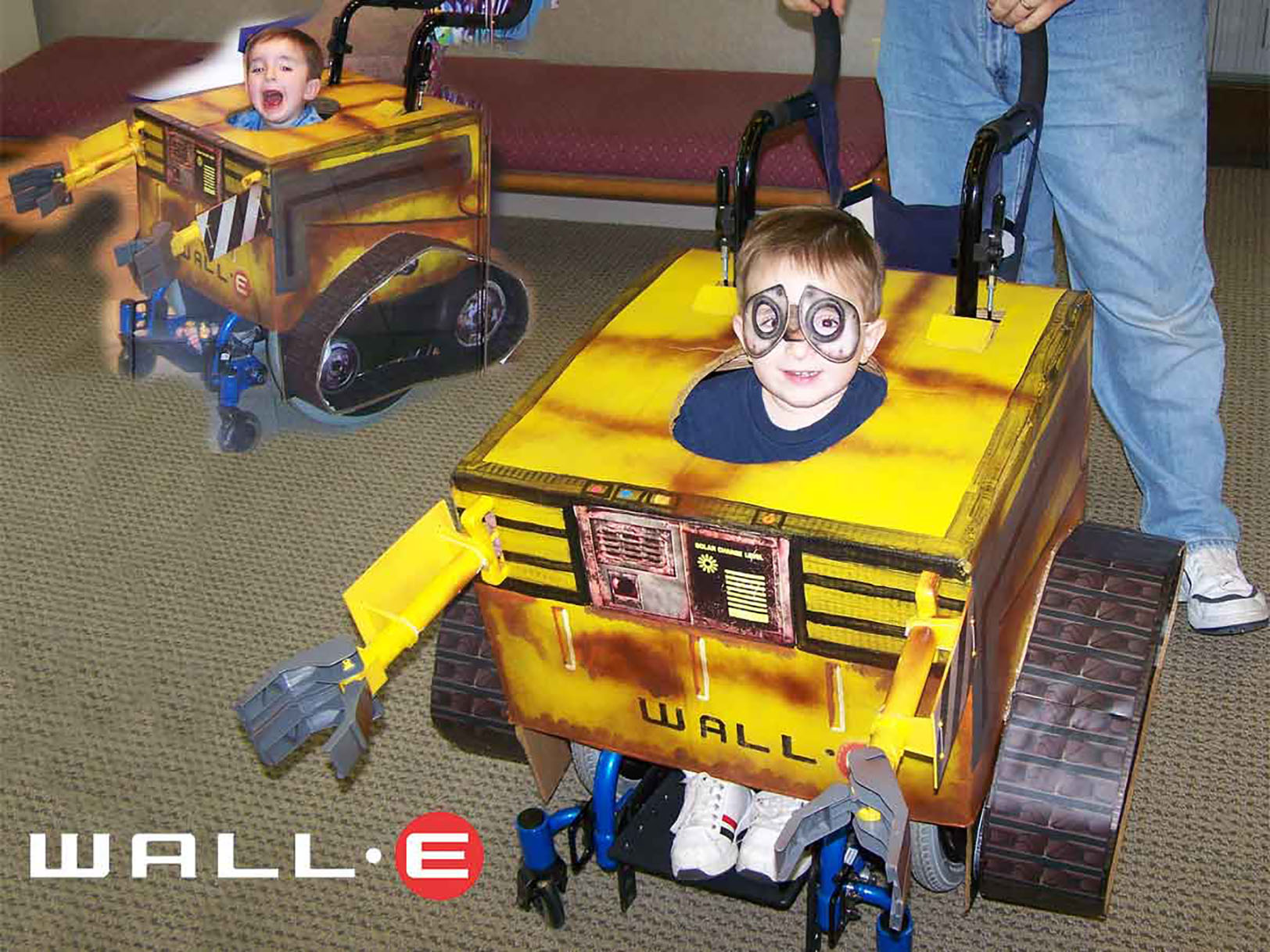 Reese Davis as Wall-E